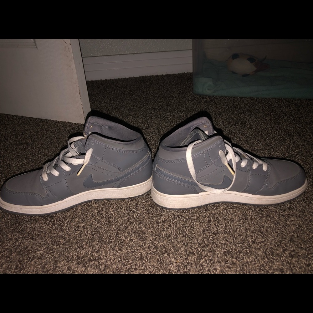 Air jordan 1s Gray - Picture 5 of 8